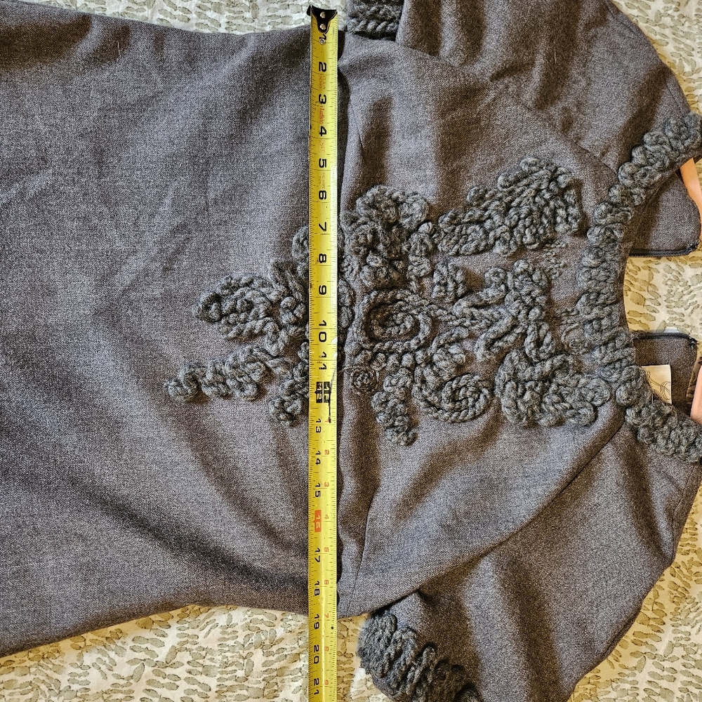 Lela Rose Tunic - Picture 9 of 9